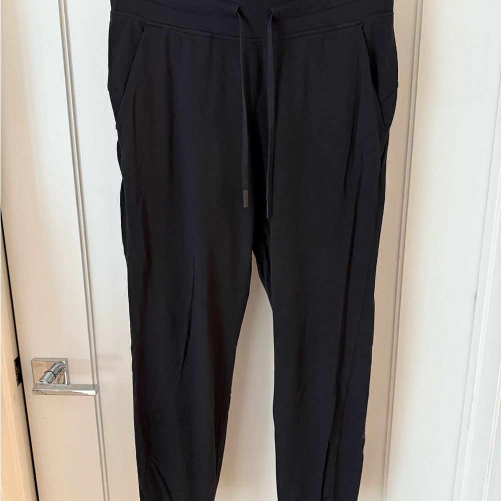 Lululemon Ready to Rulu full length black jogger pants